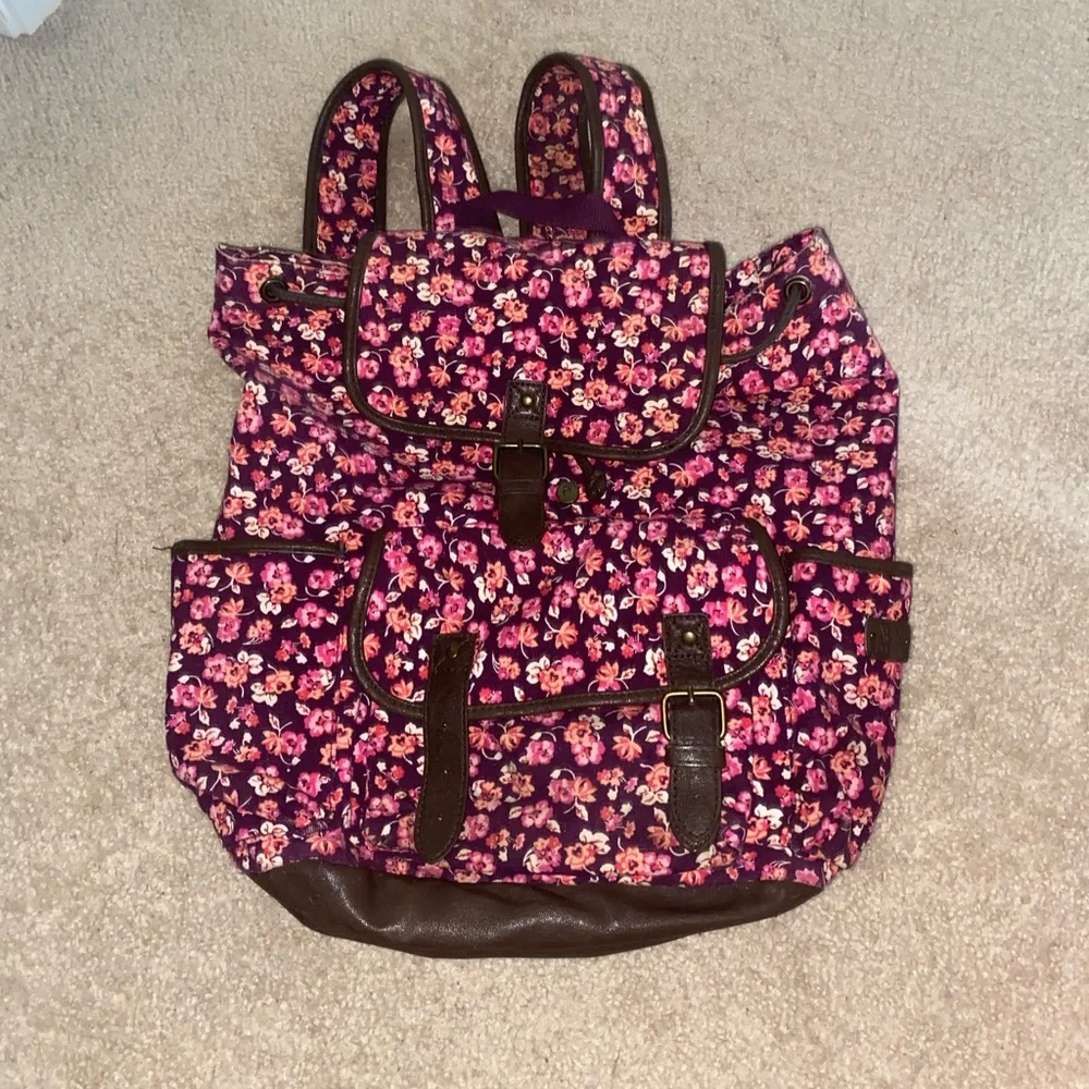 Aeropostale Floral Backpack - Picture 1 of 6